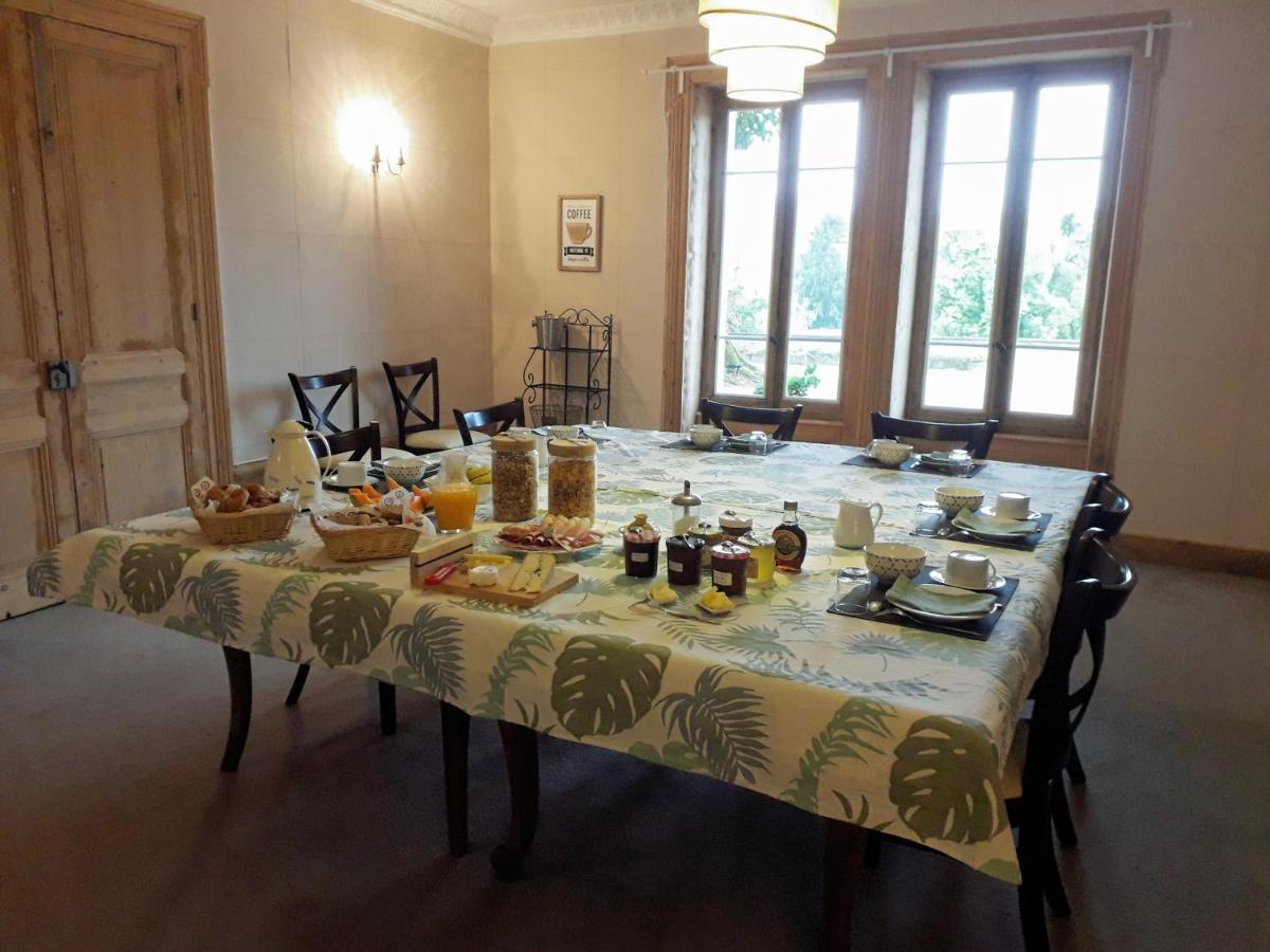 Bed and Breakfast La Tourelle De Chevignat Courmangoux Экстерьер фото